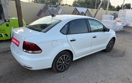 Volkswagen Polo VI (EU Market), 2019 год, 700 000 рублей, 1 фотография