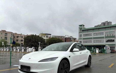 Tesla Model 3 I, 2025 год, 4 980 000 рублей, 1 фотография