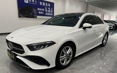 Mercedes-Benz A-Класс, 2022 год, 2 400 000 рублей, 1 фотография