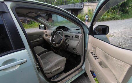 Toyota Raum II, 2003 год, 420 000 рублей, 8 фотография