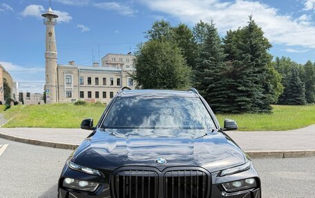 BMW X7, 2025 год, 15 390 000 рублей, 2 фотография