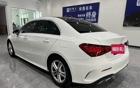 Mercedes-Benz A-Класс, 2022 год, 2 400 000 рублей, 4 фотография