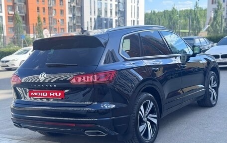 Volkswagen Touareg III, 2019 год, 4 850 000 рублей, 5 фотография