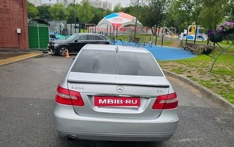 Mercedes-Benz E-Класс, 2009 год, 950 000 рублей, 13 фотография