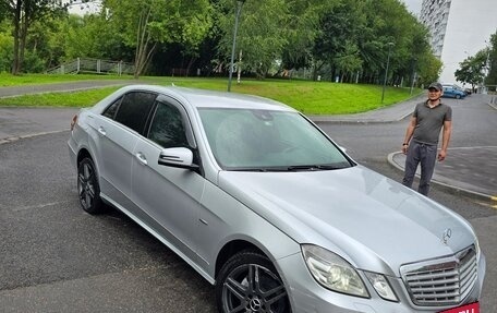 Mercedes-Benz E-Класс, 2009 год, 950 000 рублей, 8 фотография