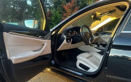 BMW 5 серия, 2018 год, 2 850 000 рублей, 9 фотография
