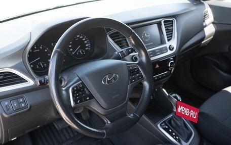 Hyundai Solaris II рестайлинг, 2019 год, 1 450 000 рублей, 14 фотография