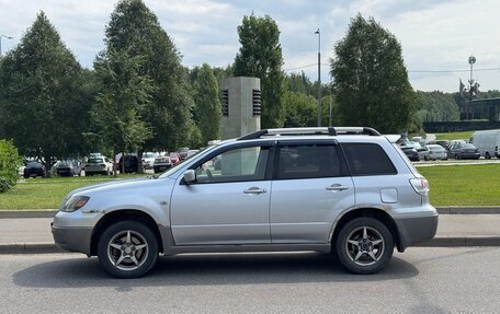 Mitsubishi Outlander III рестайлинг 3, 2003 год, 265 000 рублей, 4 фотография