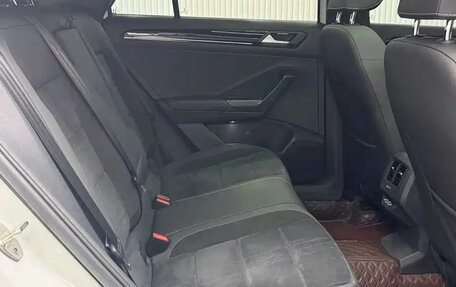 Volkswagen T-Roc I, 2023 год, 1 455 000 рублей, 16 фотография