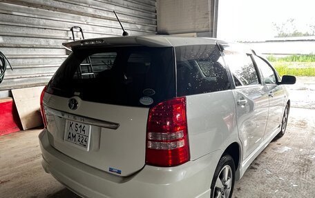 Toyota Wish II, 2004 год, 747 500 рублей, 7 фотография