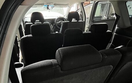 Toyota Wish II, 2004 год, 747 500 рублей, 24 фотография