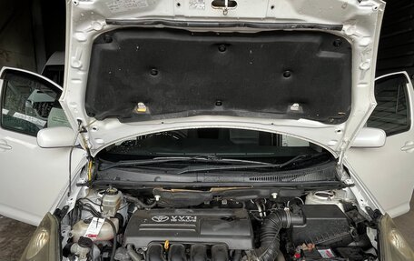 Toyota Wish II, 2004 год, 747 500 рублей, 31 фотография