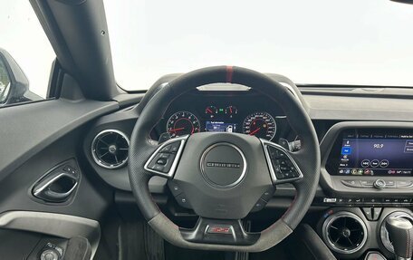 Chevrolet Camaro VI, 2020 год, 3 200 000 рублей, 12 фотография