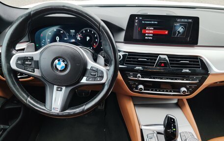 BMW 5 серия, 2019 год, 2 800 000 рублей, 8 фотография