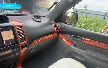 Toyota Land Cruiser Prado 120 рестайлинг, 2006 год, 1 950 000 рублей, 9 фотография