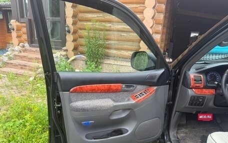 Toyota Land Cruiser Prado 120 рестайлинг, 2006 год, 1 950 000 рублей, 10 фотография