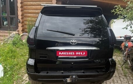 Toyota Land Cruiser Prado 120 рестайлинг, 2006 год, 1 950 000 рублей, 4 фотография