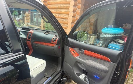 Toyota Land Cruiser Prado 120 рестайлинг, 2006 год, 1 950 000 рублей, 14 фотография
