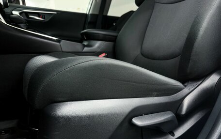 Toyota RAV4, 2022 год, 3 949 000 рублей, 12 фотография