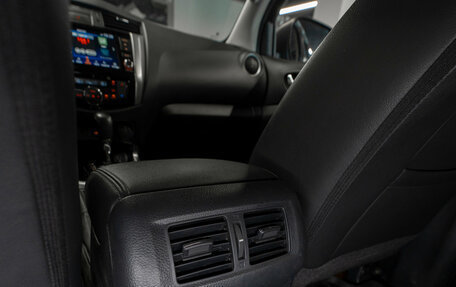 Nissan Navara (Frontier), 2019 год, 2 950 000 рублей, 13 фотография