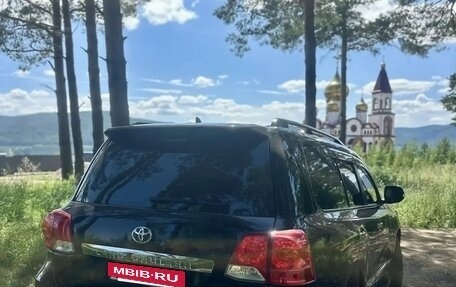 Toyota Land Cruiser 200, 2013 год, 3 420 000 рублей, 4 фотография