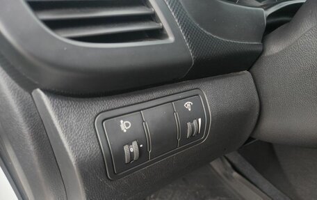 Hyundai Solaris II рестайлинг, 2012 год, 535 000 рублей, 7 фотография