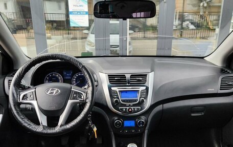 Hyundai Solaris II рестайлинг, 2012 год, 535 000 рублей, 12 фотография