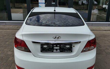 Hyundai Solaris II рестайлинг, 2012 год, 535 000 рублей, 13 фотография