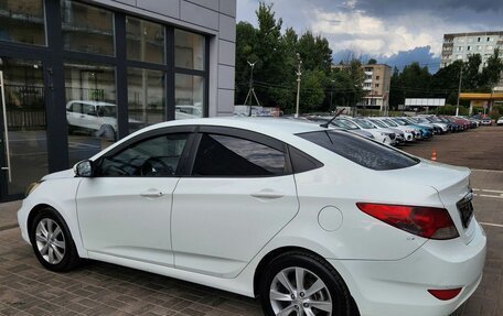 Hyundai Solaris II рестайлинг, 2012 год, 535 000 рублей, 19 фотография