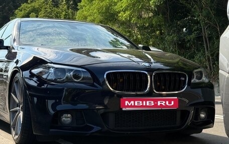 BMW 5 серия, 2015 год, 2 490 000 рублей, 8 фотография