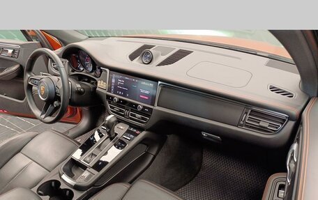 Porsche Macan I рестайлинг, 2024 год, 11 350 000 рублей, 8 фотография