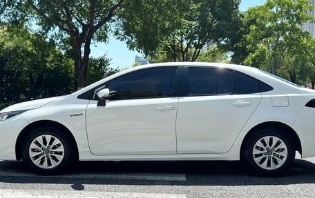 Toyota Corolla, 2022 год, 1 850 000 рублей, 4 фотография