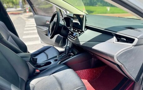 Toyota Corolla, 2022 год, 1 850 000 рублей, 9 фотография