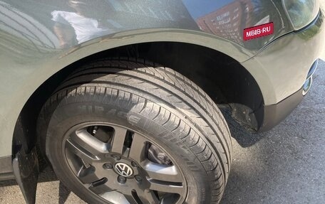 Volkswagen Touareg III, 2005 год, 1 300 000 рублей, 17 фотография