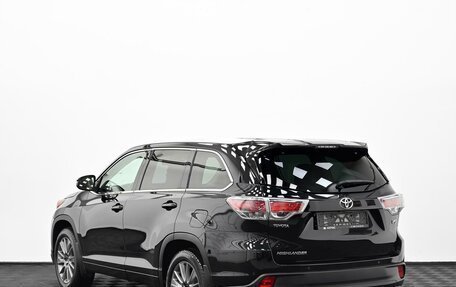 Toyota Highlander III, 2014 год, 2 549 000 рублей, 4 фотография