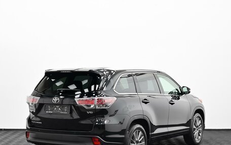Toyota Highlander III, 2014 год, 2 549 000 рублей, 2 фотография