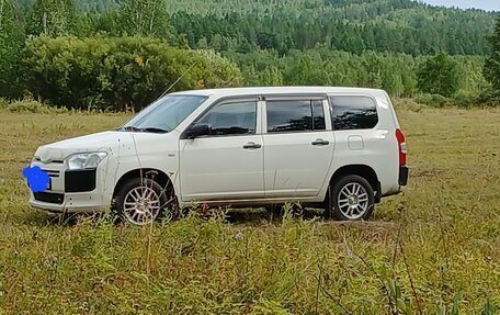 Toyota Probox I, 2016 год, 700 000 рублей, 1 фотография