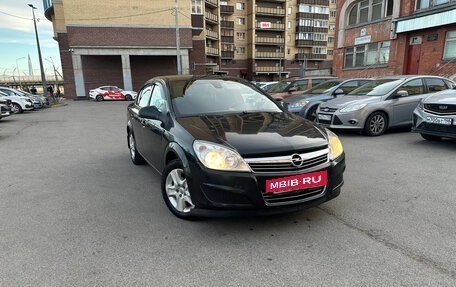 Opel Astra H, 2013 год, 610 000 рублей, 2 фотография