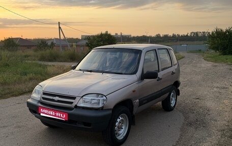 Chevrolet Niva I рестайлинг, 2008 год, 295 000 рублей, 2 фотография
