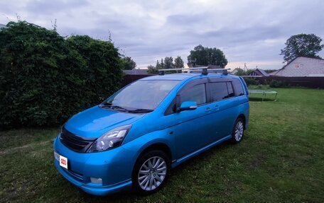 Toyota ISis I, 2005 год, 850 000 рублей, 4 фотография
