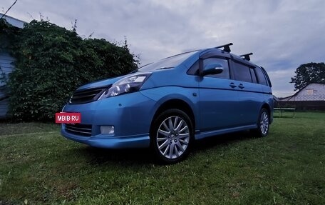 Toyota ISis I, 2005 год, 850 000 рублей, 7 фотография