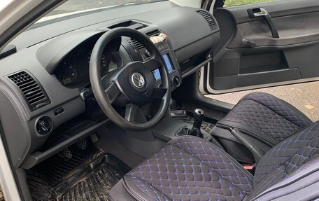 Volkswagen Polo IV рестайлинг, 2003 год, 350 000 рублей, 6 фотография