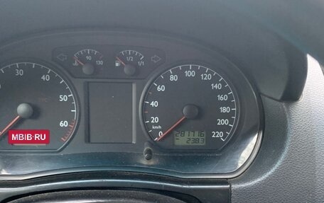 Volkswagen Polo IV рестайлинг, 2003 год, 350 000 рублей, 11 фотография