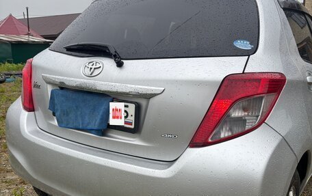 Toyota Vitz, 2013 год, 600 000 рублей, 5 фотография