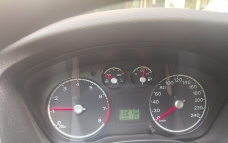 Ford Focus II рестайлинг, 2006 год, 530 000 рублей, 14 фотография