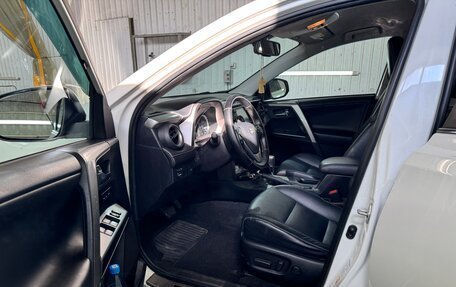 Toyota RAV4, 2016 год, 2 350 000 рублей, 6 фотография