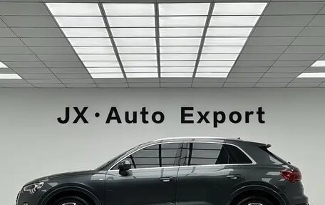 Audi Q3, 2022 год, 2 400 000 рублей, 3 фотография