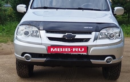Chevrolet Niva I рестайлинг, 2010 год, 450 000 рублей, 5 фотография