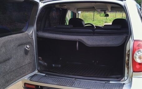 Chevrolet Niva I рестайлинг, 2010 год, 450 000 рублей, 9 фотография