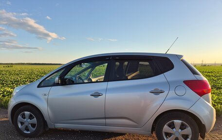 KIA Venga I, 2013 год, 900 000 рублей, 3 фотография